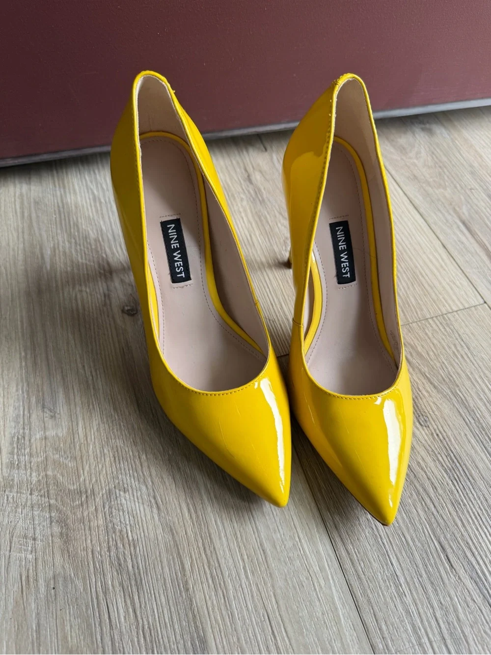 Nine West Bright Yellow Patent Pointed Pumps